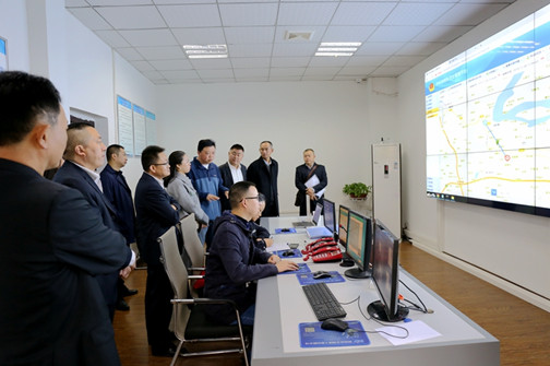 参观平台.jpg 参观平台.jpg