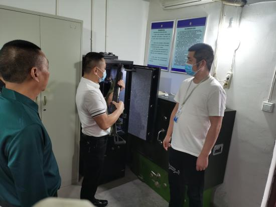 图片4.png 图片4.png